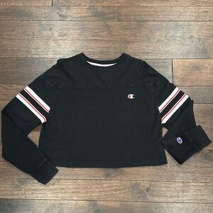 Women’s Champion medium cropped crew neck sweater